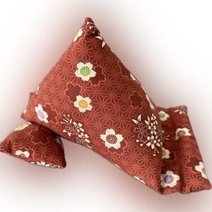 Mobile cell phone hands free stand homemade fabric senior assistant Japanese